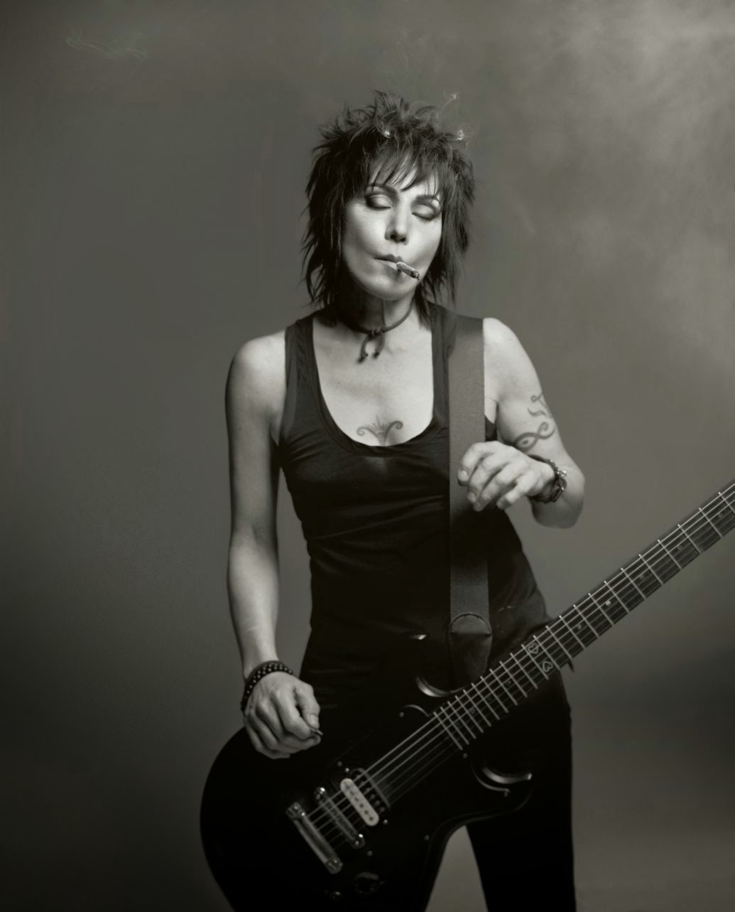 Tokin Woman: Joan Jett with a Joint