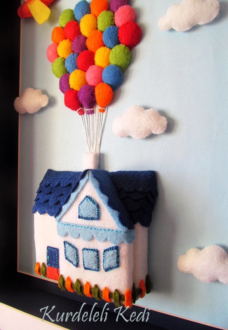 Kurdeleli Kedi "Balonlu Ev" Keçe Tablo Çalışmam 2