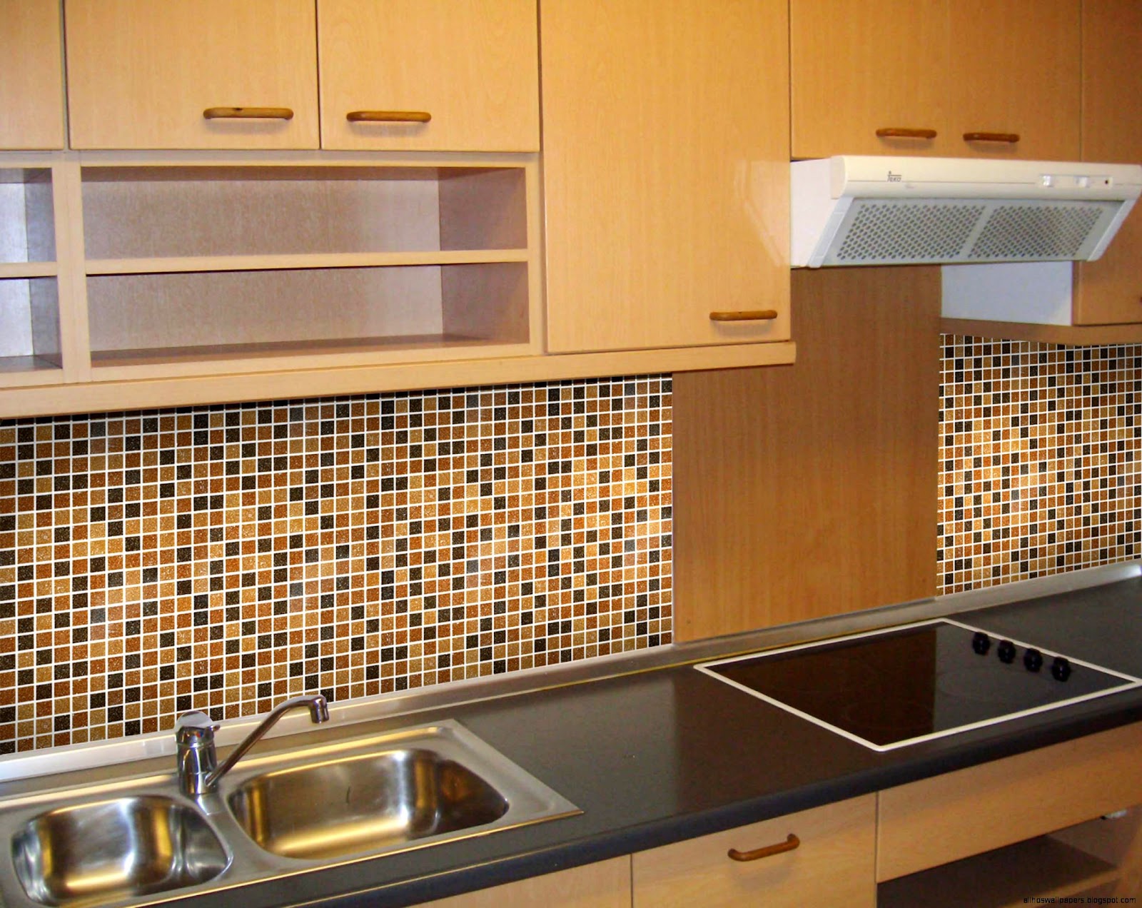 Kitchen Backsplash Tile Design Idea