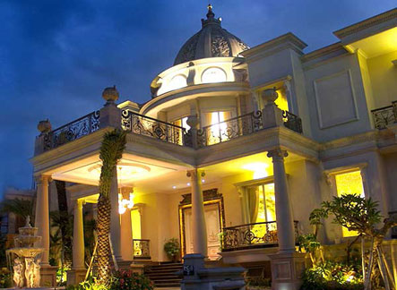 Anggunnya Desain Rumah Mediterania Klasik nan Modern UInformasi