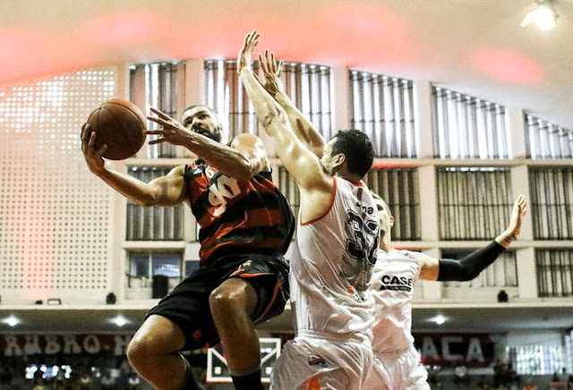FlaBasquete passa pela LSB e garante a nona vitória consecutiva FlaBasquete passa pela LSB e garante a nona vitória consecutiva