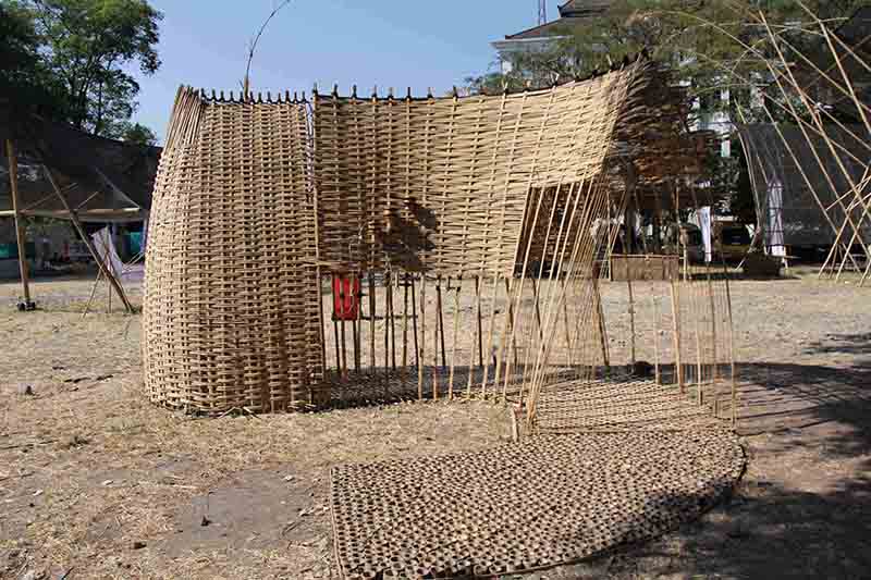 ANEKA ANYAMAN BAMBU MASYARAKAT MANGGARAI