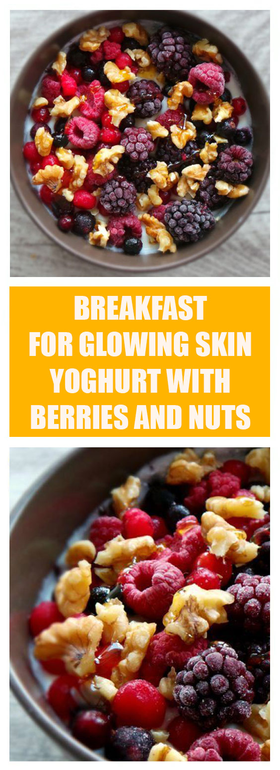 Breakfast for Glowing Skin Yoghurt with Berries and Nuts Grand