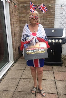 3 This granny was told she couldn’t vote for Brexit because she was ‘inappropriately dressed’ (photos)