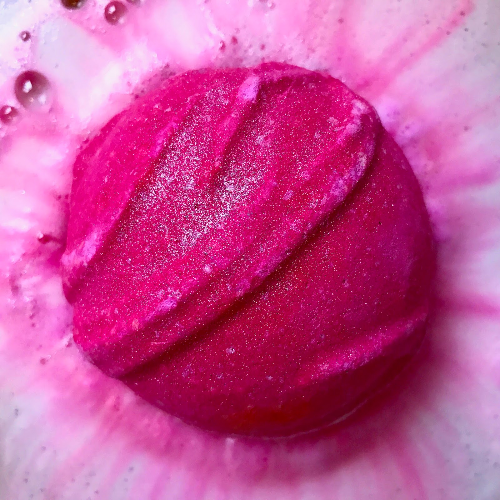 All Things Lush UK Think Pink Bath Bomb (2017 Updated Edition)