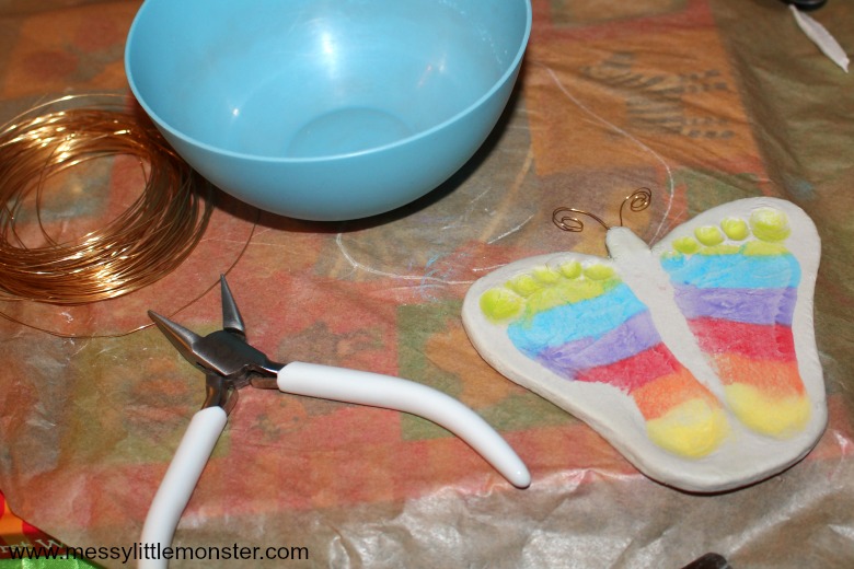Easy instructions on how to make a clay bowl or dish from air dry clay.