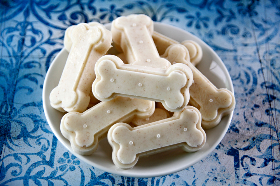 {RECIPE} Apple Pie Pupsicle Frozen Yogurt Dog Treats — Dalmatian DIY