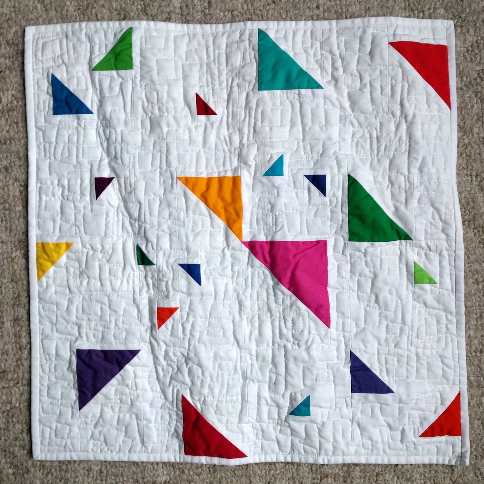 falling-triangles-pt-2-a-finished-quilt