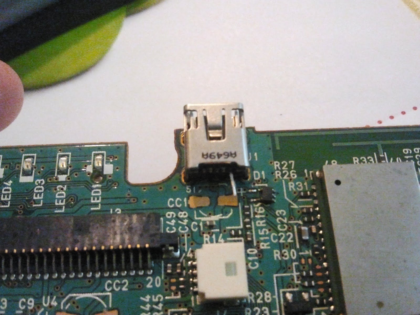 DIYtronics Fixing a PS3 Controller that Wont Charge