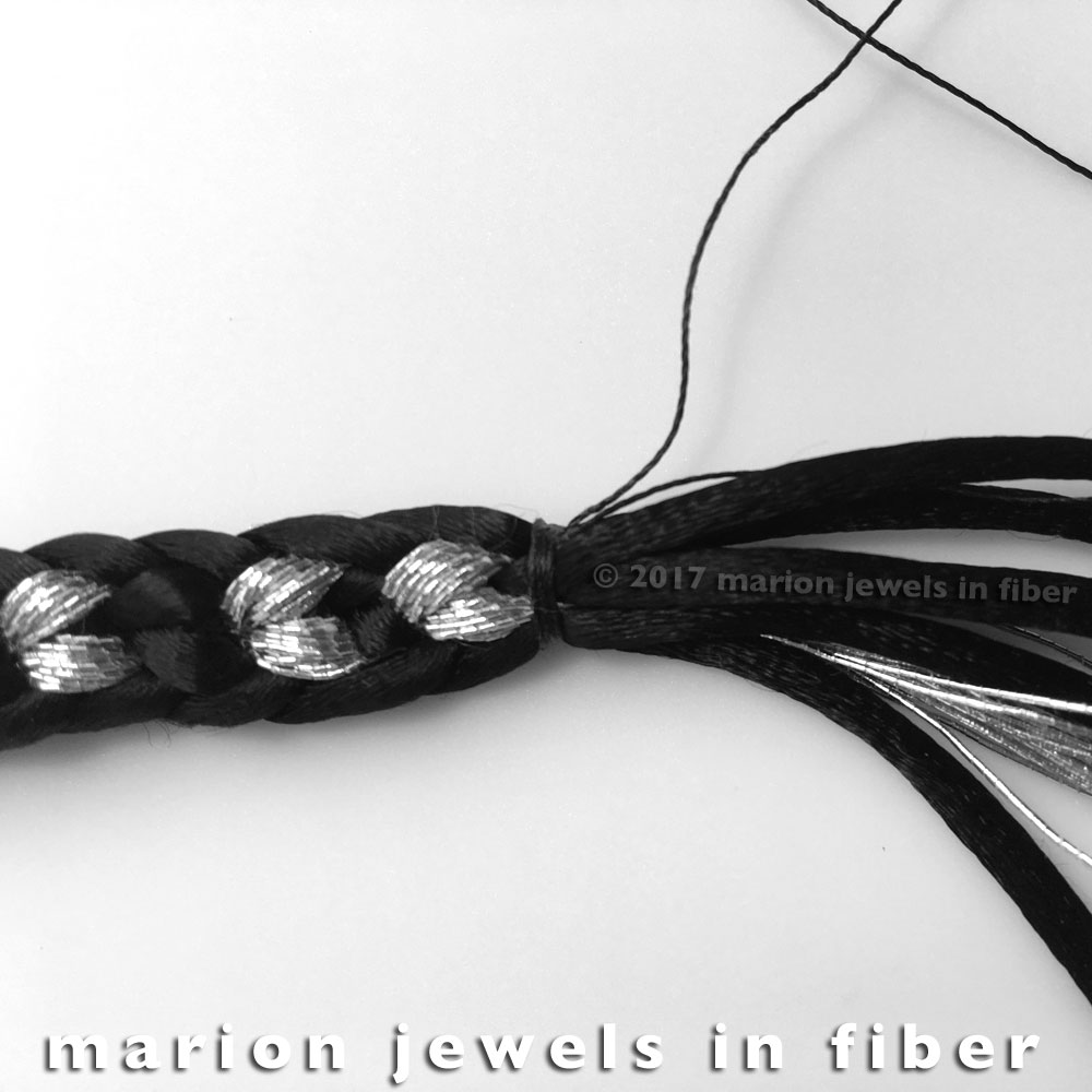 Marion Jewels in Fiber News and Such 8Strand Flat Kumihimo Braid