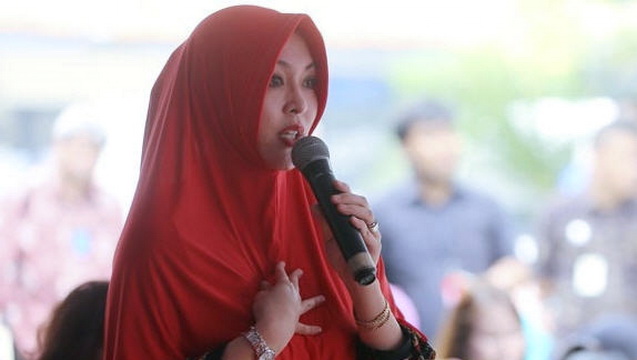 Jadi Mualaf Dan Masuk Islam Di Penjara, Angelina Sondakh Sekarang Hafal