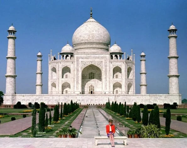 Princess Diana Taj Mahal - Kate Middleton Taj Mahal