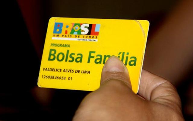 Sem aprovação no Congresso, dinheiro para Bolsa Família pode acabar no 2º semestre