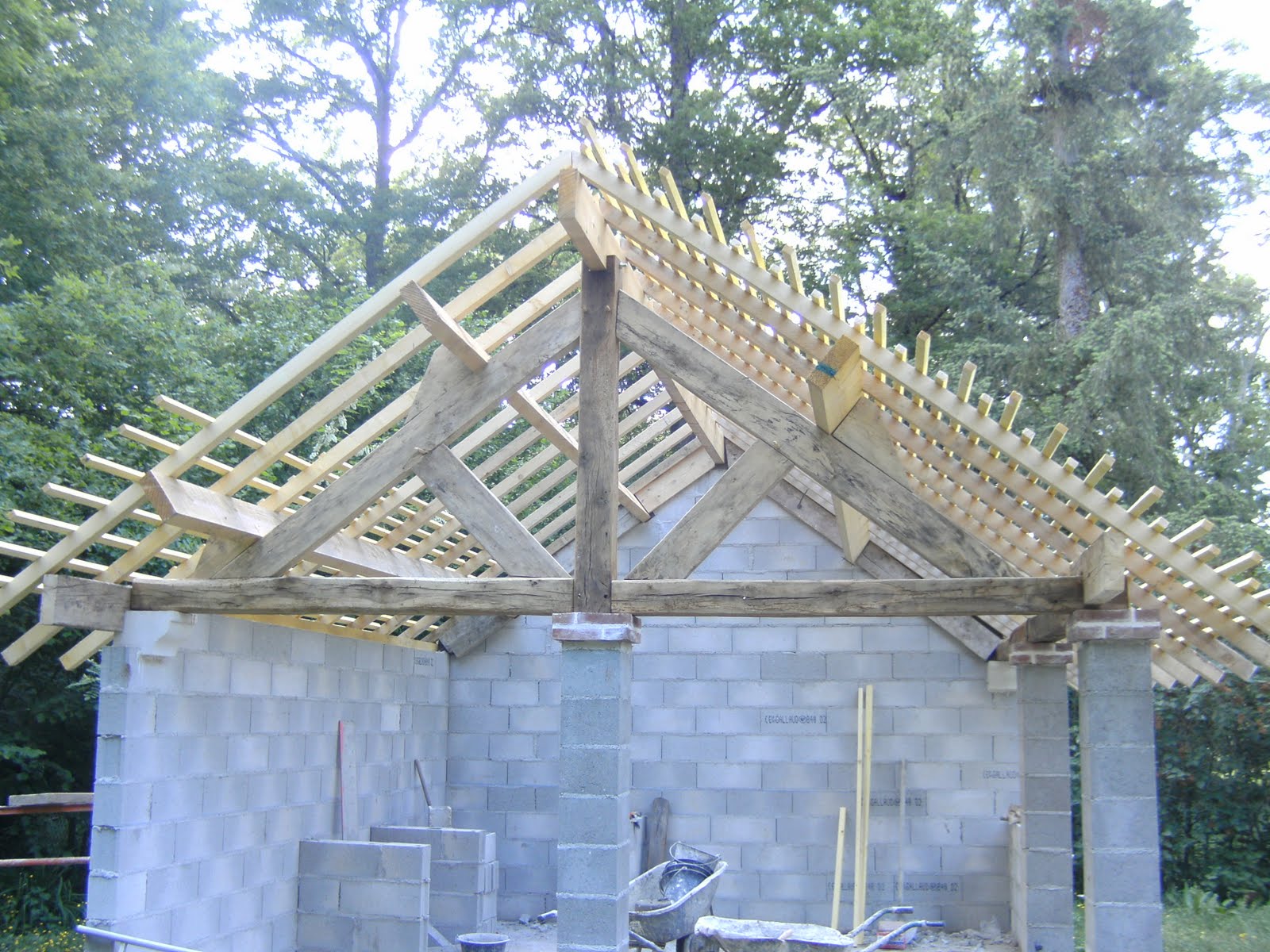 mes travaux charpente suite... les liteaux