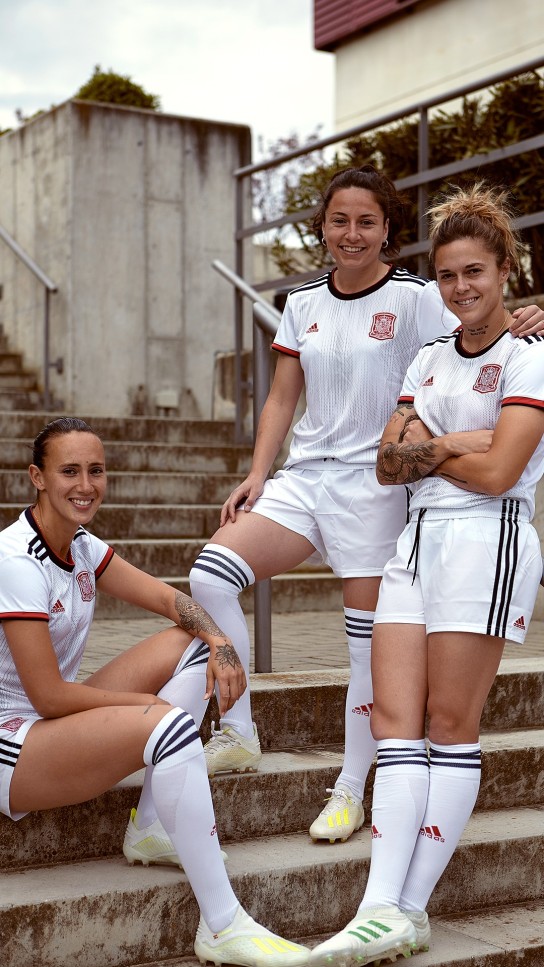 スペイン女子代表 2019 ワールドカップユニフォーム-アウェイ