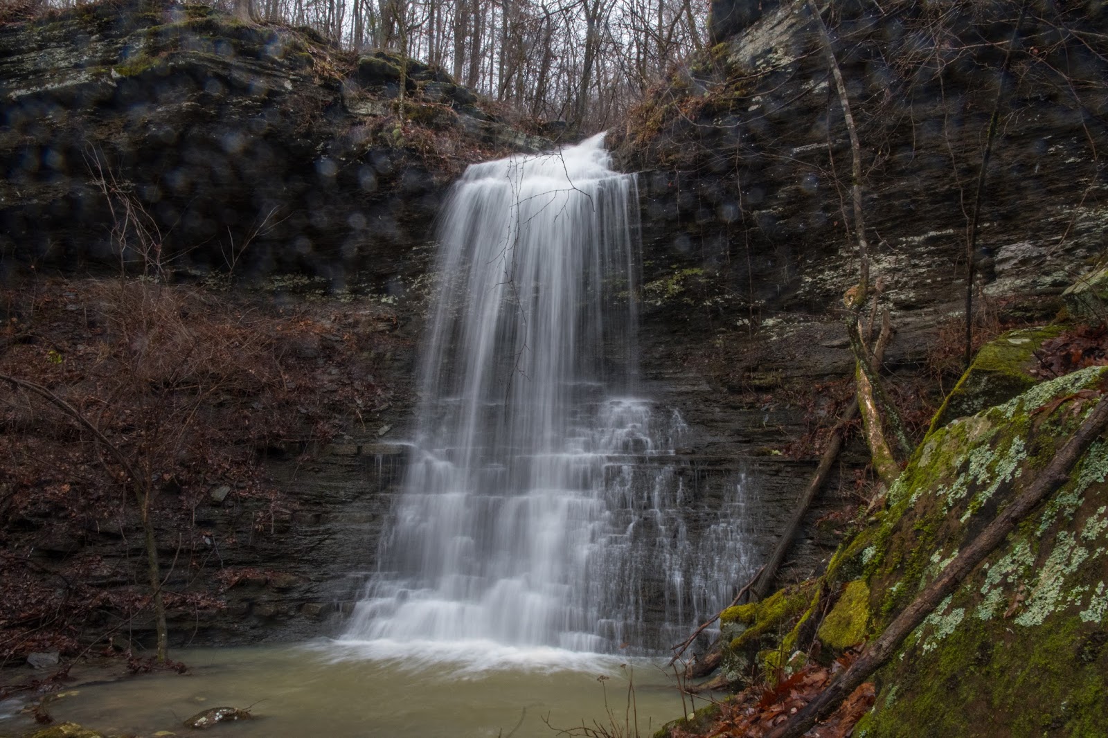 Rick's Hiking Blog Sand Cave Hollow waterfalls, Ozarks north of Hector