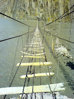 Jembatan Gantung Hussaini  -  Pakistan