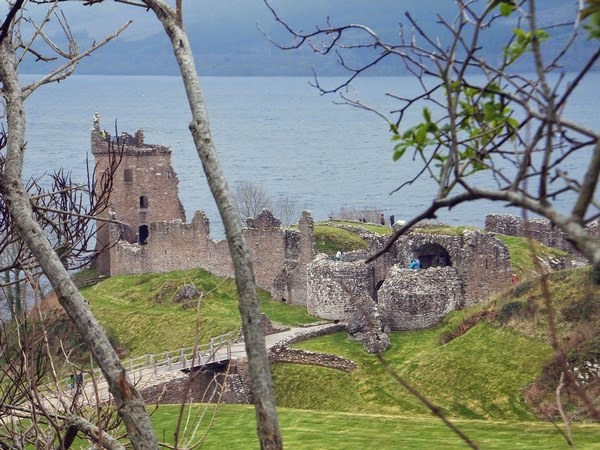 écosse scotland highlands loch ness urquhart castle château