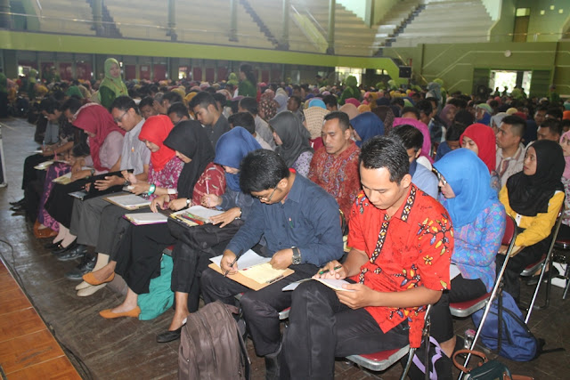 2.%2BPengarahan%252C%2BPeserta%2Btest%2Bmendapatkan%2Bpengarahan%2Bdari%2Bpanitia%2Bsebelum%2Bmengerjakan%2Bsoal