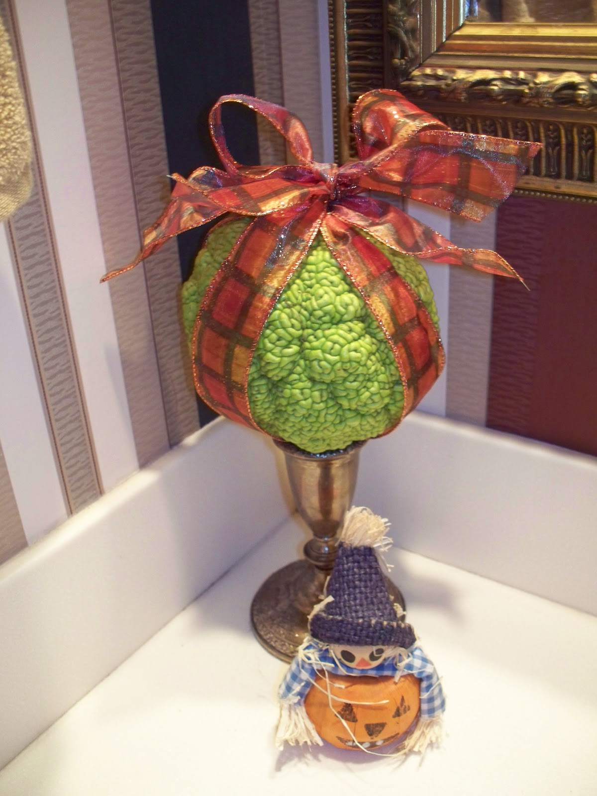 Carol's Heirloom Collection Decorating With Hedge Apples