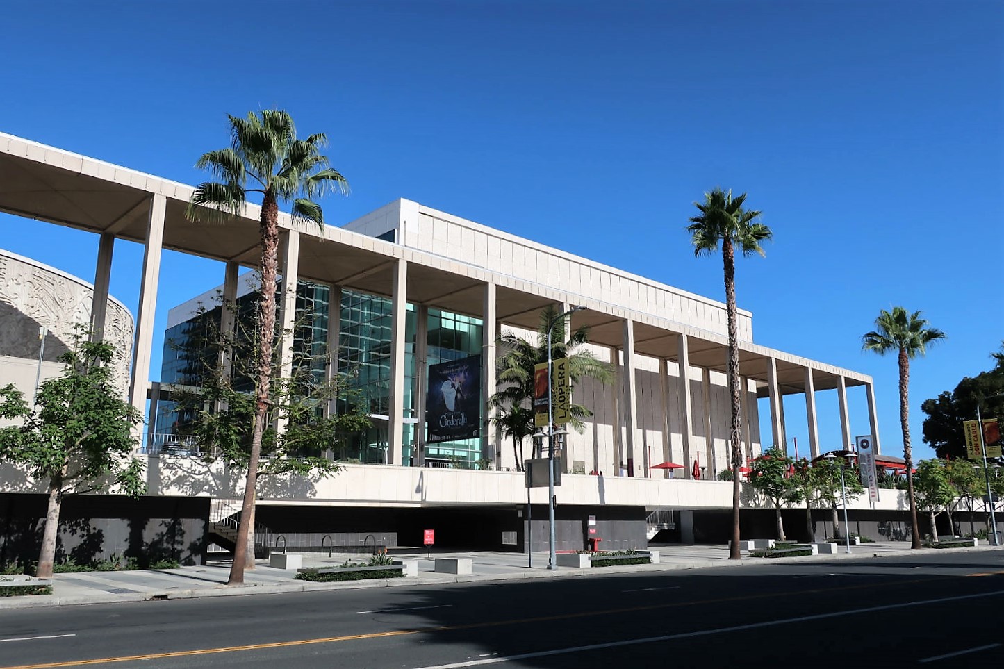 Los Angeles Theatres Ahmanson Theatre