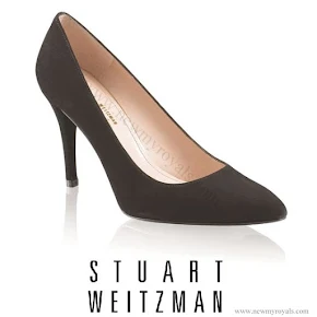 Kate Middleton Style Stuart Weitzman Power Pumps.