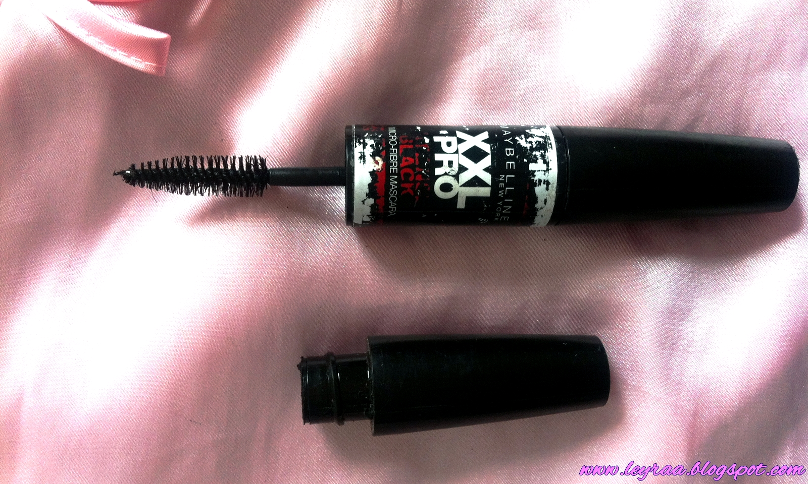 Maybelline, XXL Intense Mascara (tusz z bazą 2w1 wydłużający i