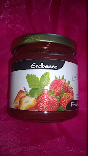 Fruchtausstrich aus Erdbeeren mit Xylit