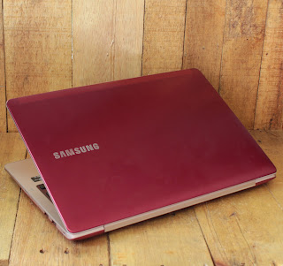 Samsung NP530U4E-K01ID - Series 5 Ultrabook