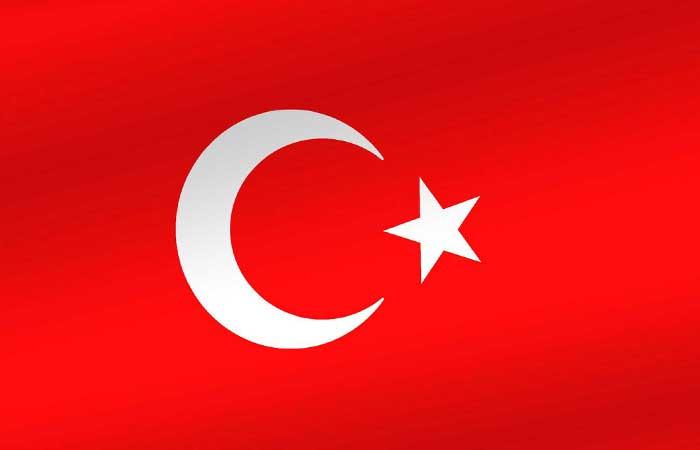 turk bayragi nasil asilir yana dogru