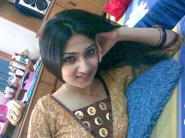 Letz View Pics Sexy And Hot Indian Females Pics