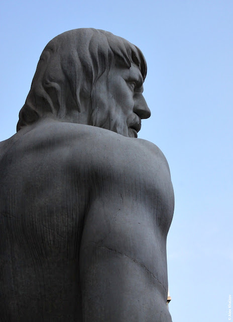 Памятник в Турине