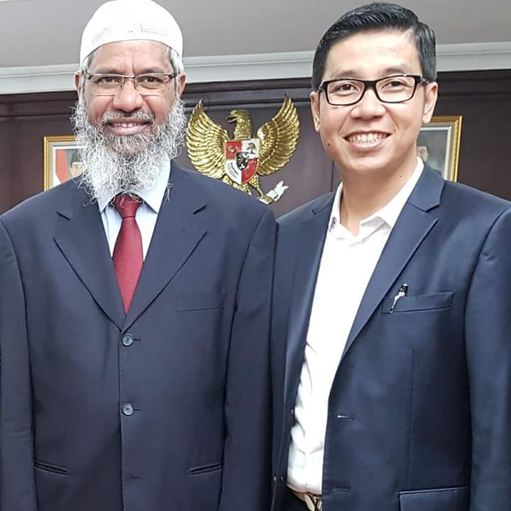 Siapa yang menciptakan Allah? DR. Zakir Naik pun