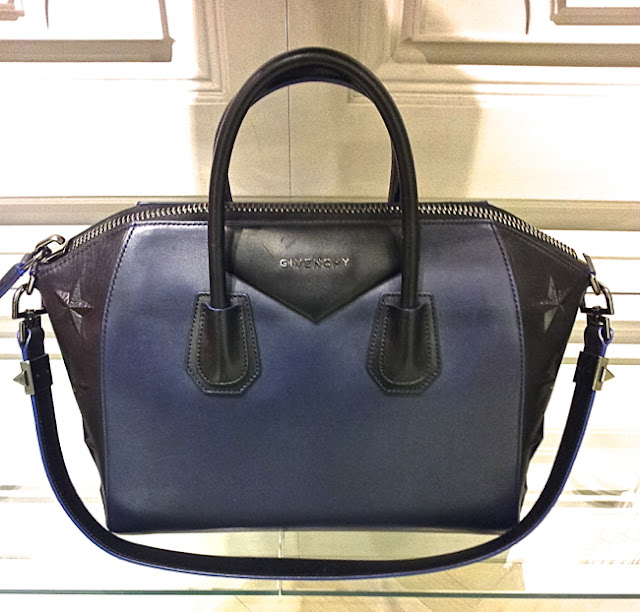 The Wawidoll Fashion Files: Givenchy Antigona Bag Review