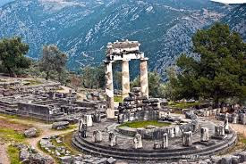 Το μαντείο των Δελφών και η τιμωρία αυτών που προσπάθησαν να το λεηλατήσουν  