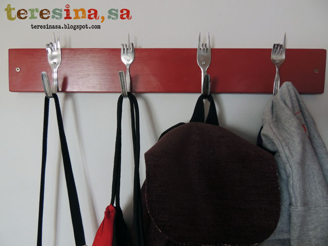 Perchero reciclando tenedores