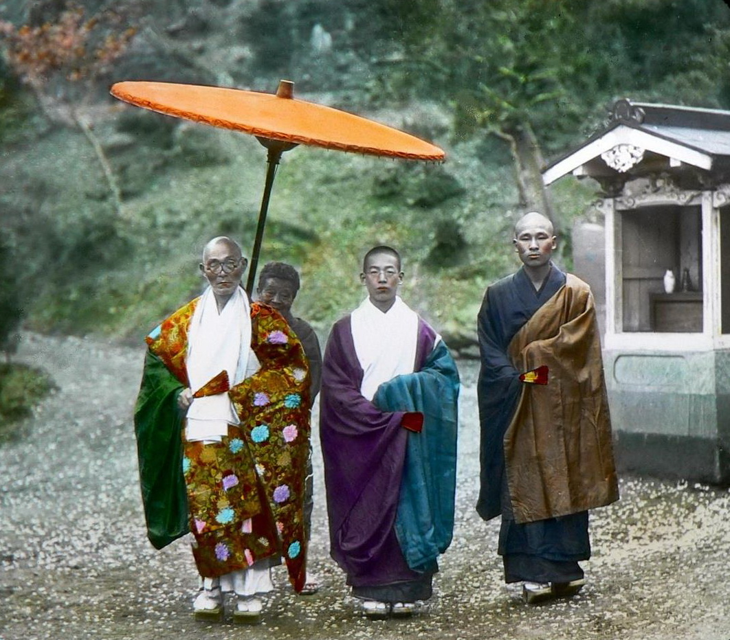 22 Color Photos Capture Daily Life in Japan in the Late 19th Century