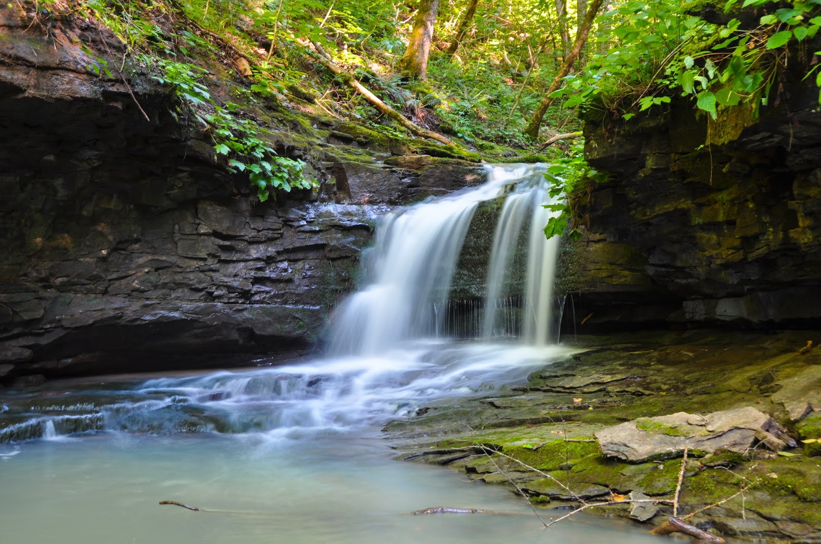 Rick's Hiking Blog Cowan Hollow Waterfalls, Between Simpson and North