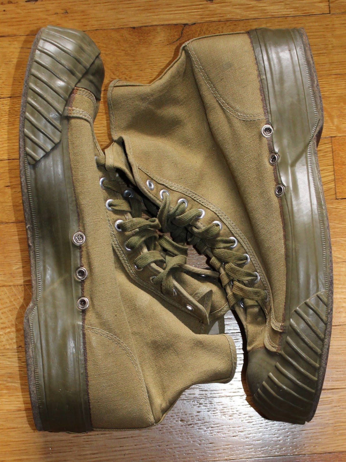 Nostalgia on Wheels 1940's WWII US Royal Olive Drab Wading Sneakers