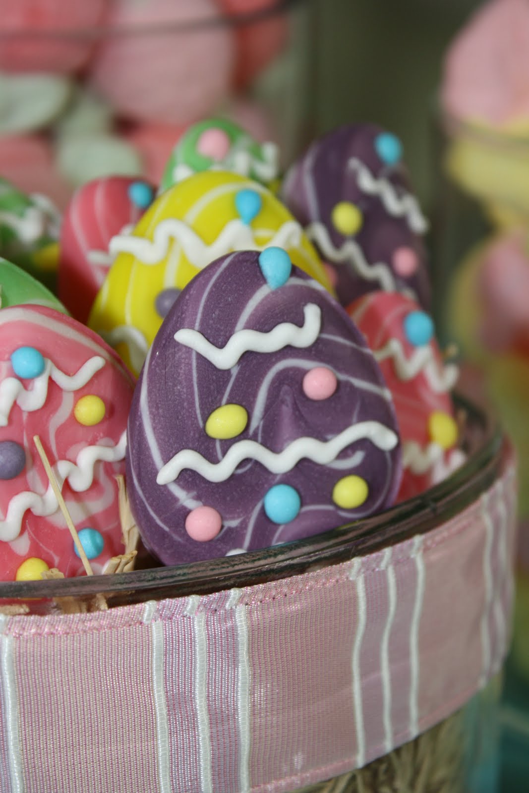 Party Sweet Party: Easter Candy Table and Display!