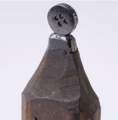esculturas miniatura con punta de lápices 