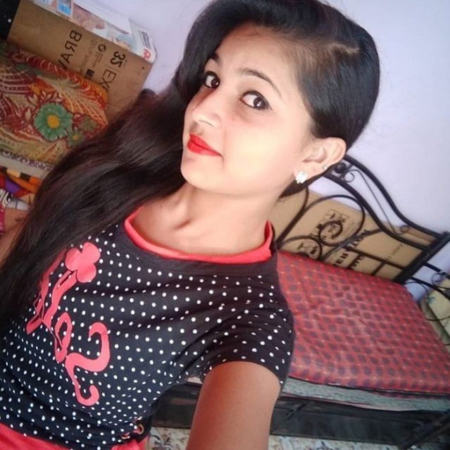 Indian Teenage Facebook Girl Photo Album For Facebook Whatsapp Pics 