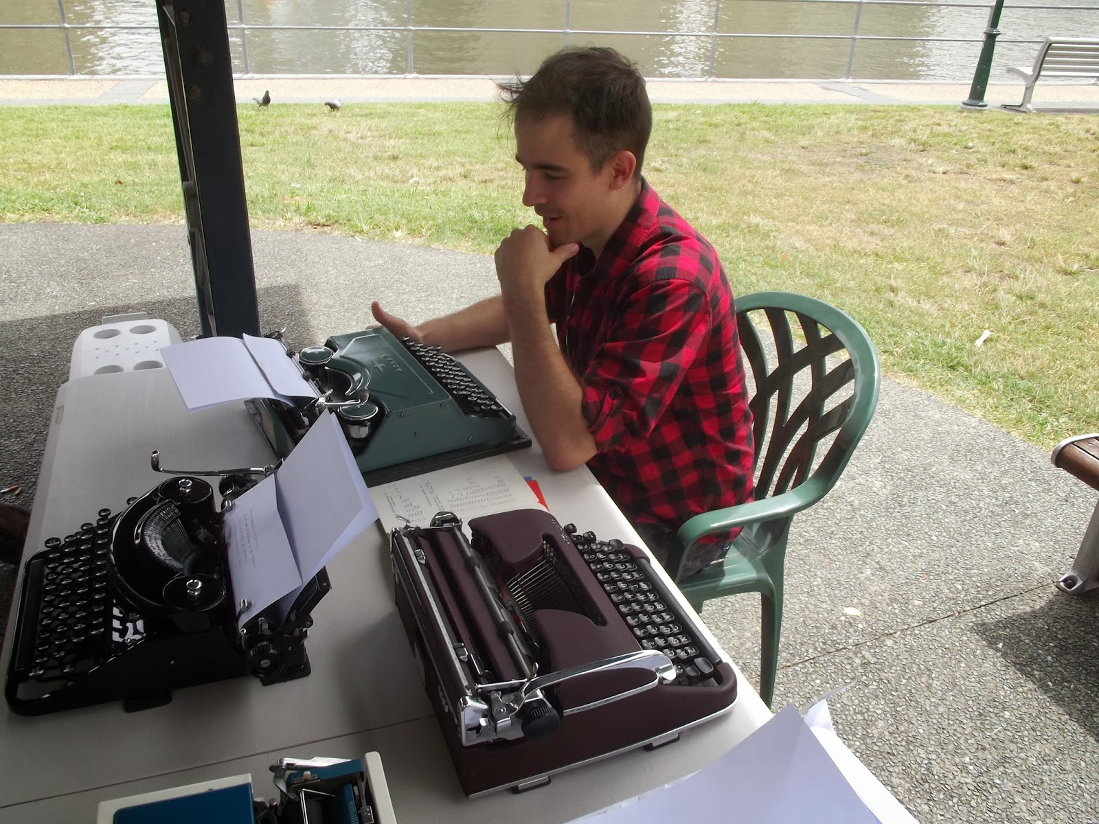 oz.Typewriter Brisbane TypeIn (Updated)