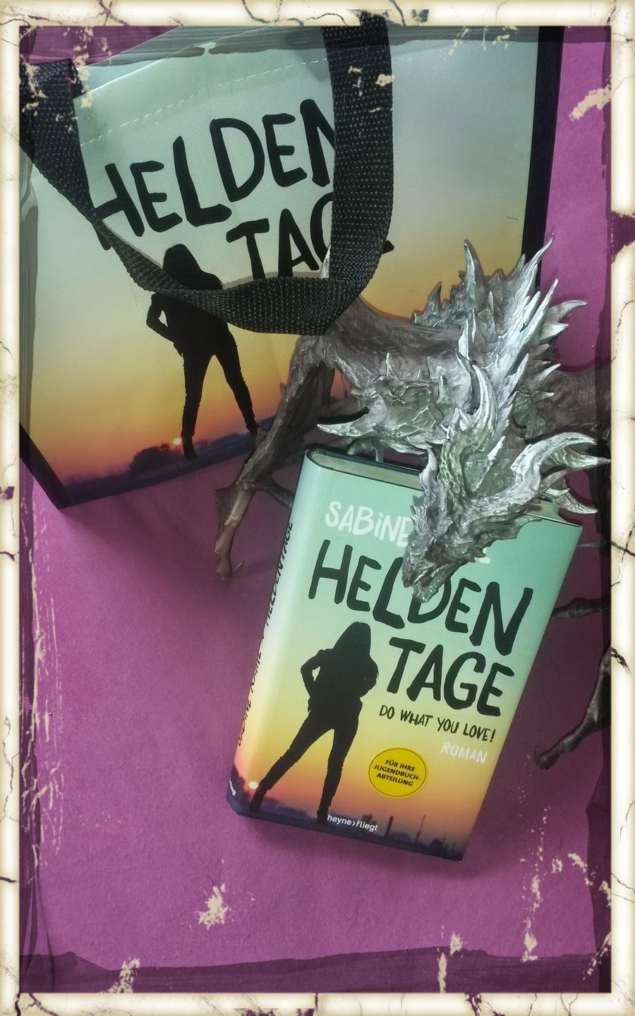 Friedhof Der Vergessenen Bucher Mai 2015