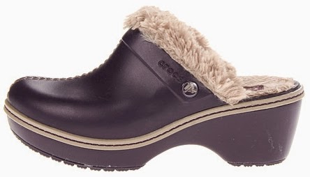 clogs with fur