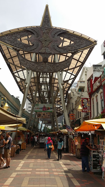 Alrededores del Mercado Central Alrededores del Mercado Central