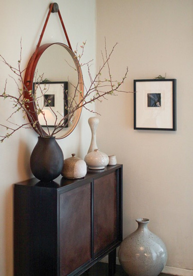 belle maison: Styling 101: Accessorizing Console Tables