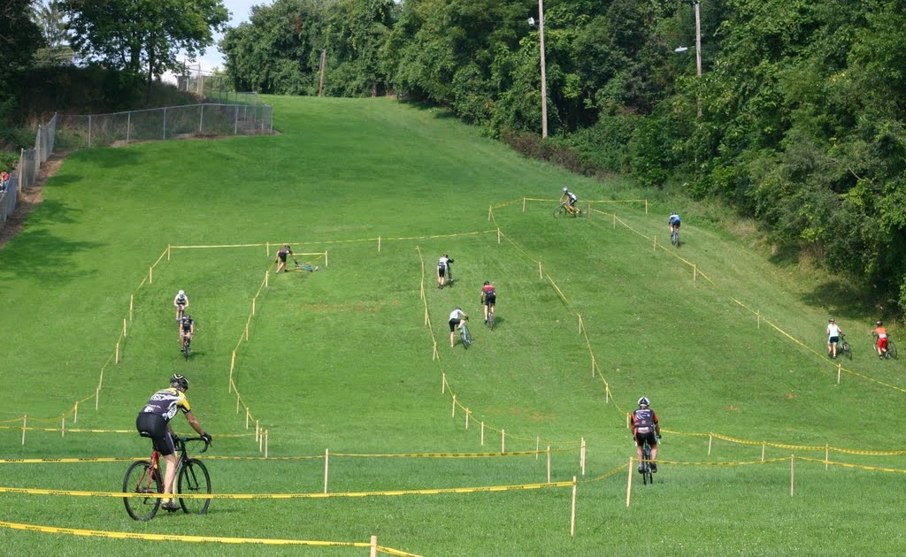 Opie Adventures: NEOCX - Racing Cross in Cleveland - Cascade Park and