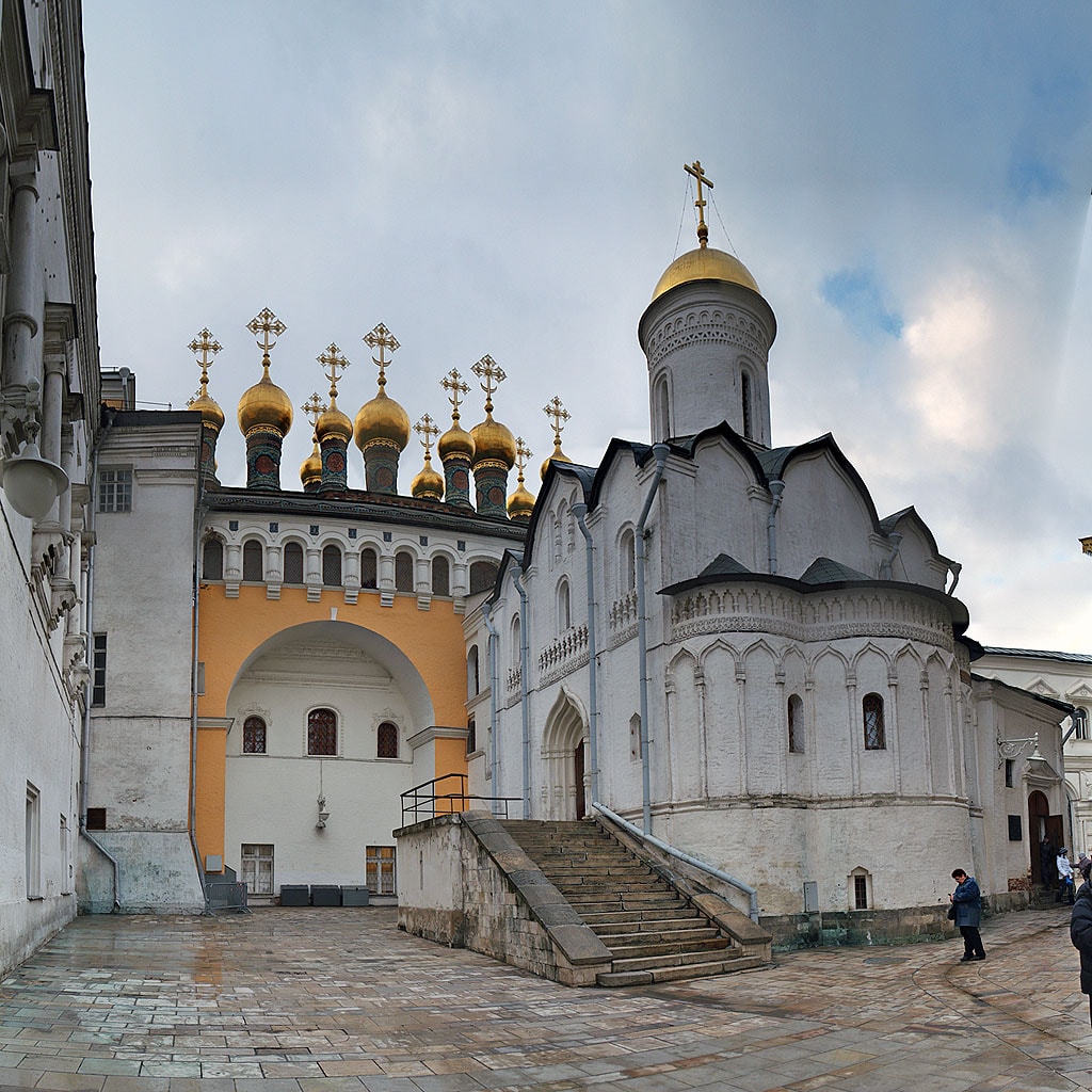 Царицына палата. Церковь Ризоположения в Кремле. Золотая Царицына палата Московского Кремля. Церковь Ризоположения Московский Кремль Богородицы.