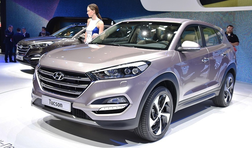 CARROS TEN (10) Nova geração do Hyundai i35 2016.